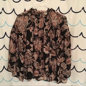 LOFT xxs bell sleeve floral top, never worn